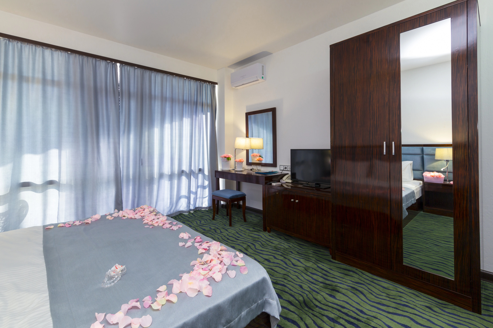 Sunrise Garden Hotel