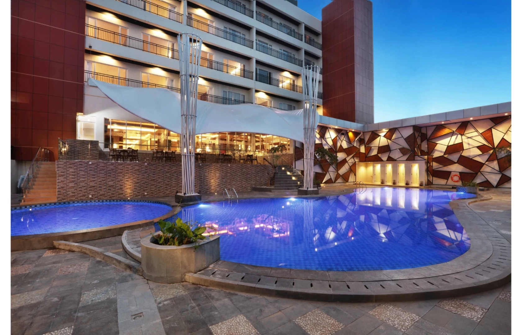 Отель Harper Perintis Makassar