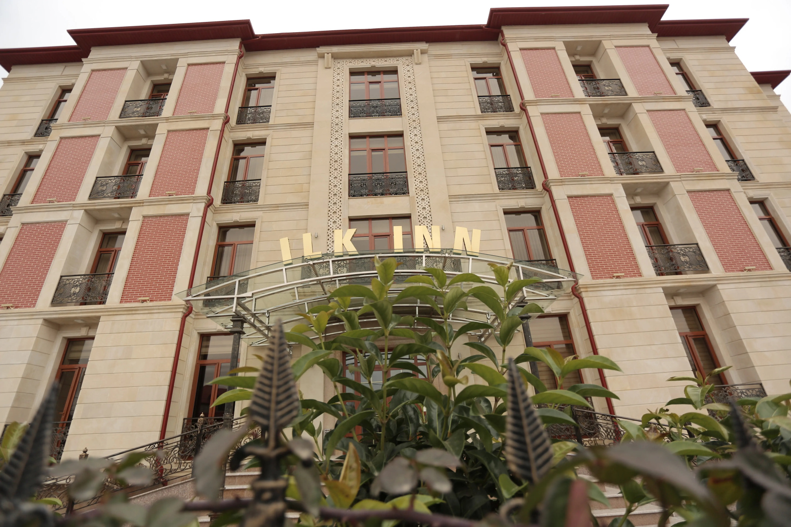 Отель ILK INN