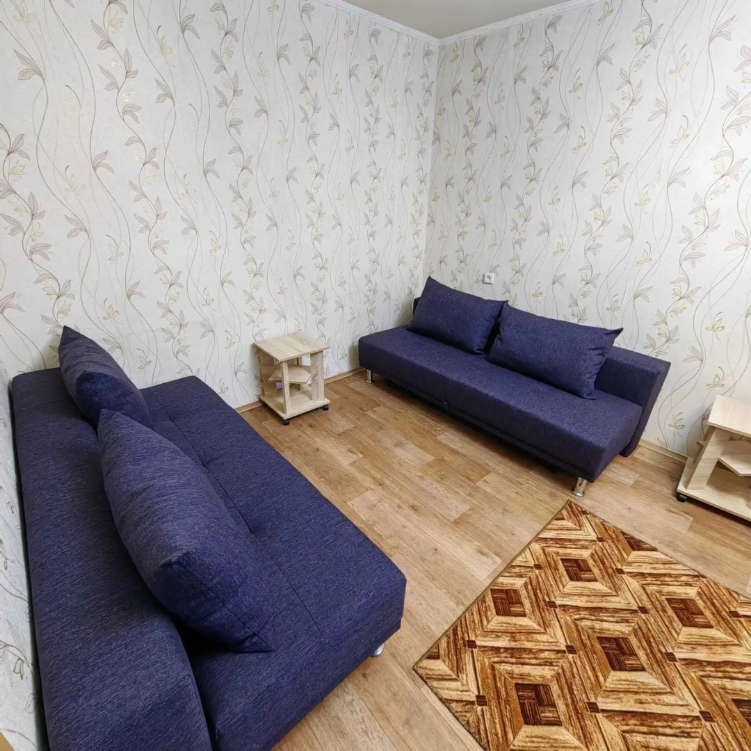 Квартира двухкомнатная на Металлургов 15