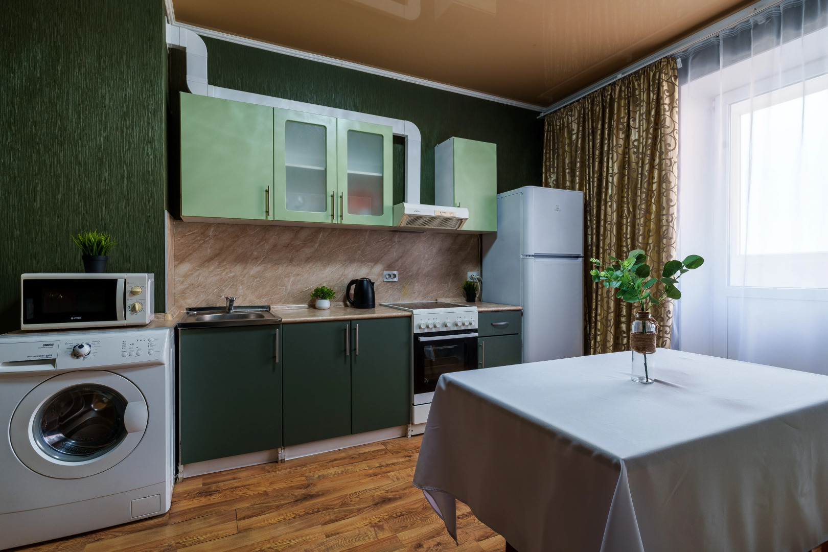 Квартира двухкомнатная Апарт-Отелика в Шаговой Доступности к Парку Галицкого