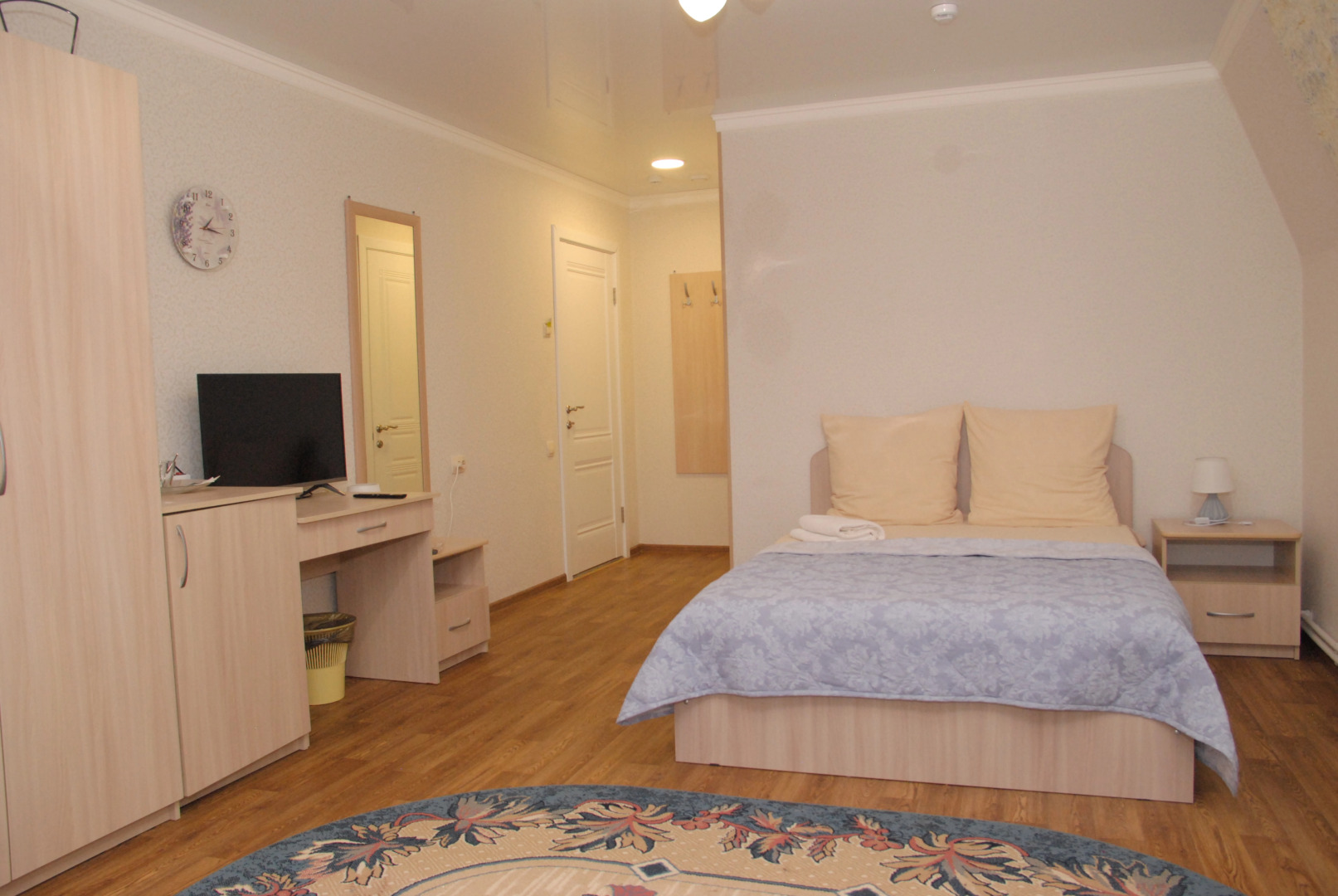 Отель Добриан