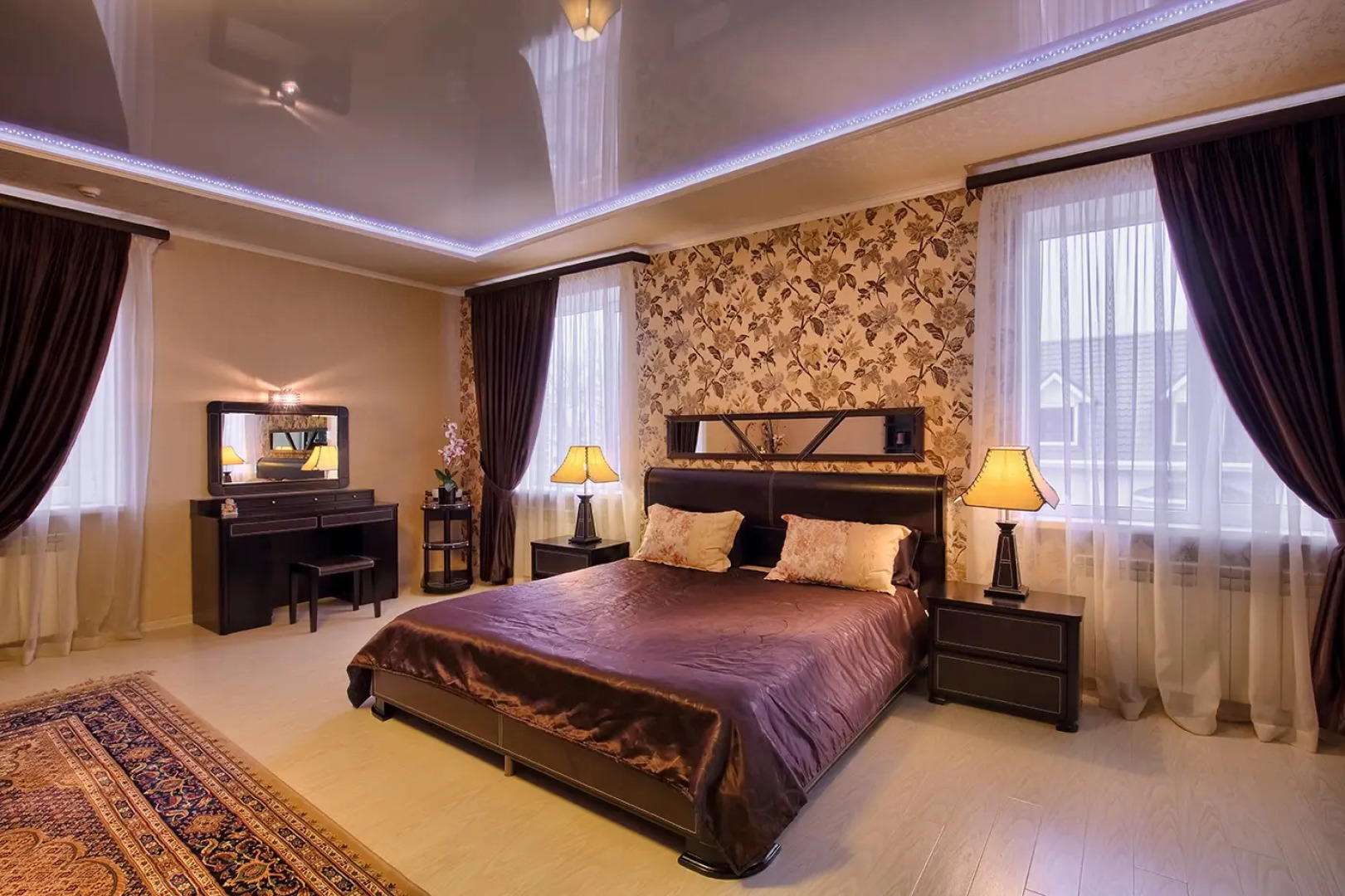 Отель Ночной Квартал