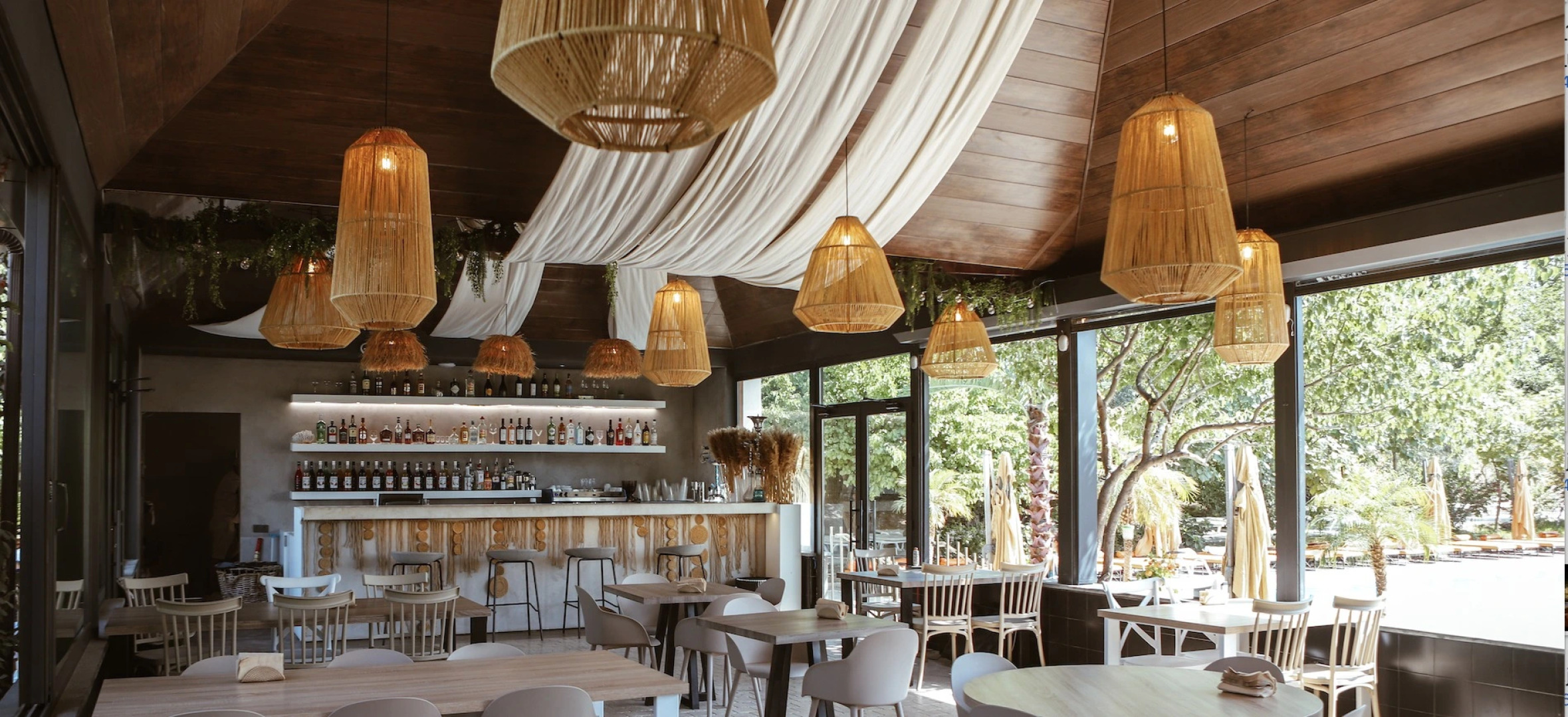 Отель Cross Resort