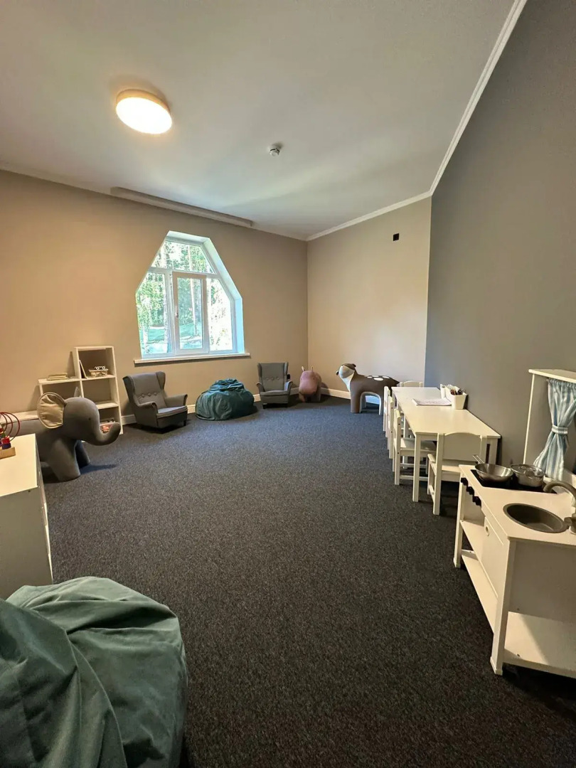 Отель Талес