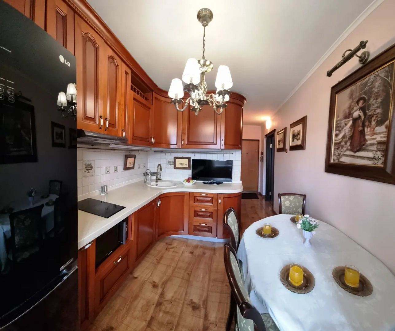 Апартаменты 2х Комнатная Квартира в Английском Стиле