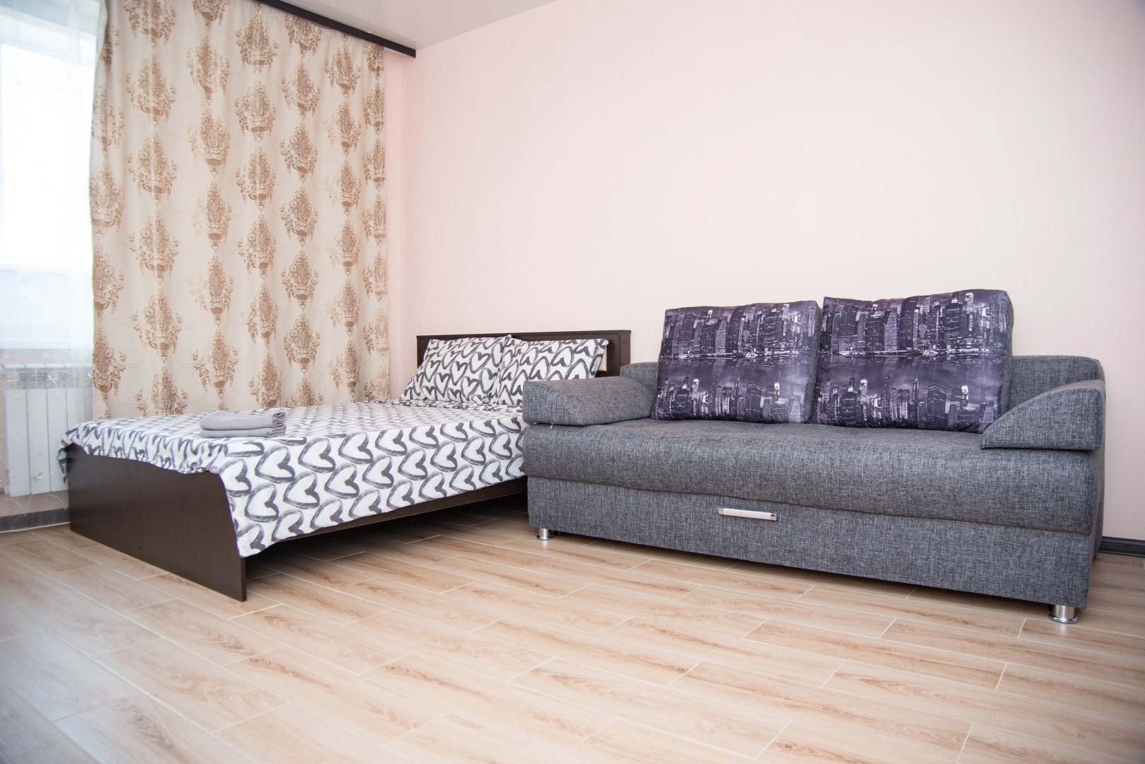 Апартаменты Сибирская 42