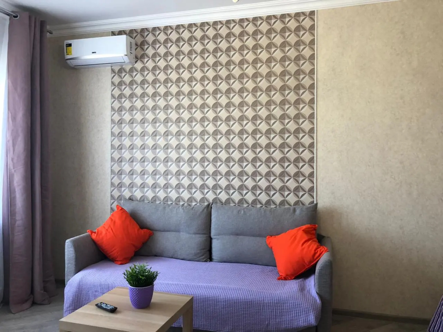 Апартаменты 068_Проспект Октября 93