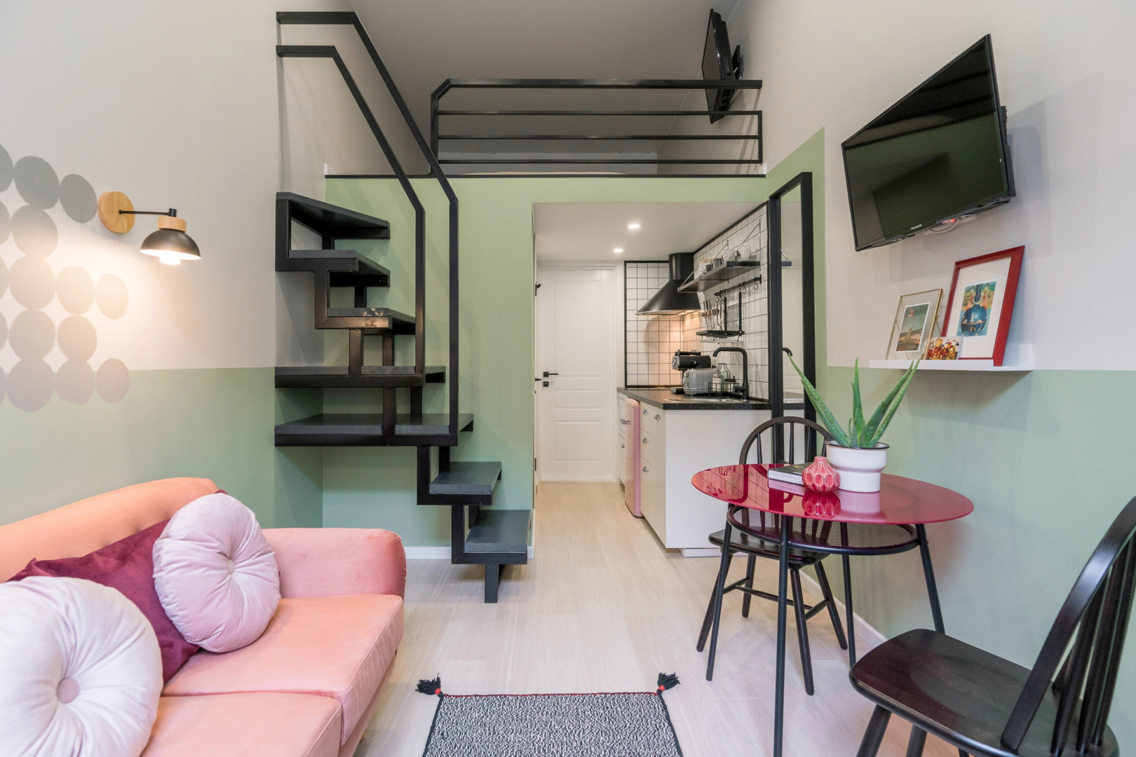 Меблированные комнаты Uppapart Моховая 43