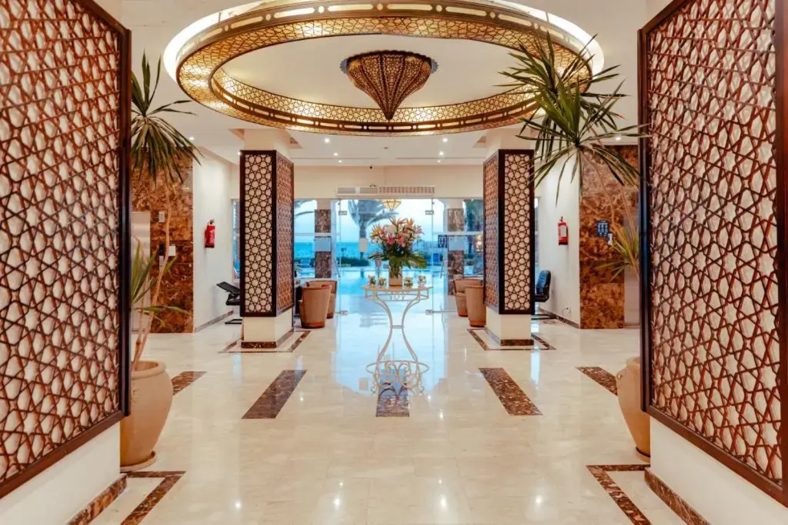 Курортный отель Royal Star Beach Resort