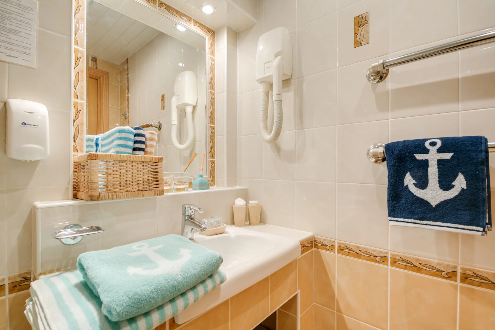 Апартаменты с 3 спальнями Oрехово (Дом у Парка)