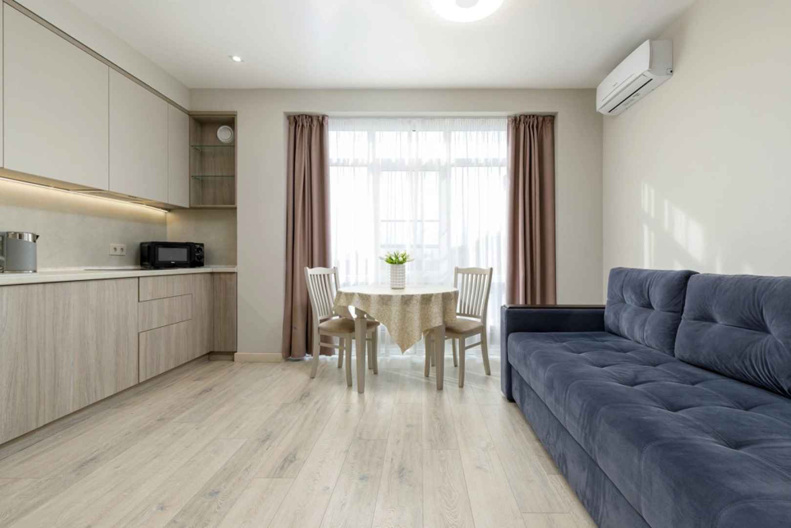 Апартаменты GeoApart Цветочная 30 1