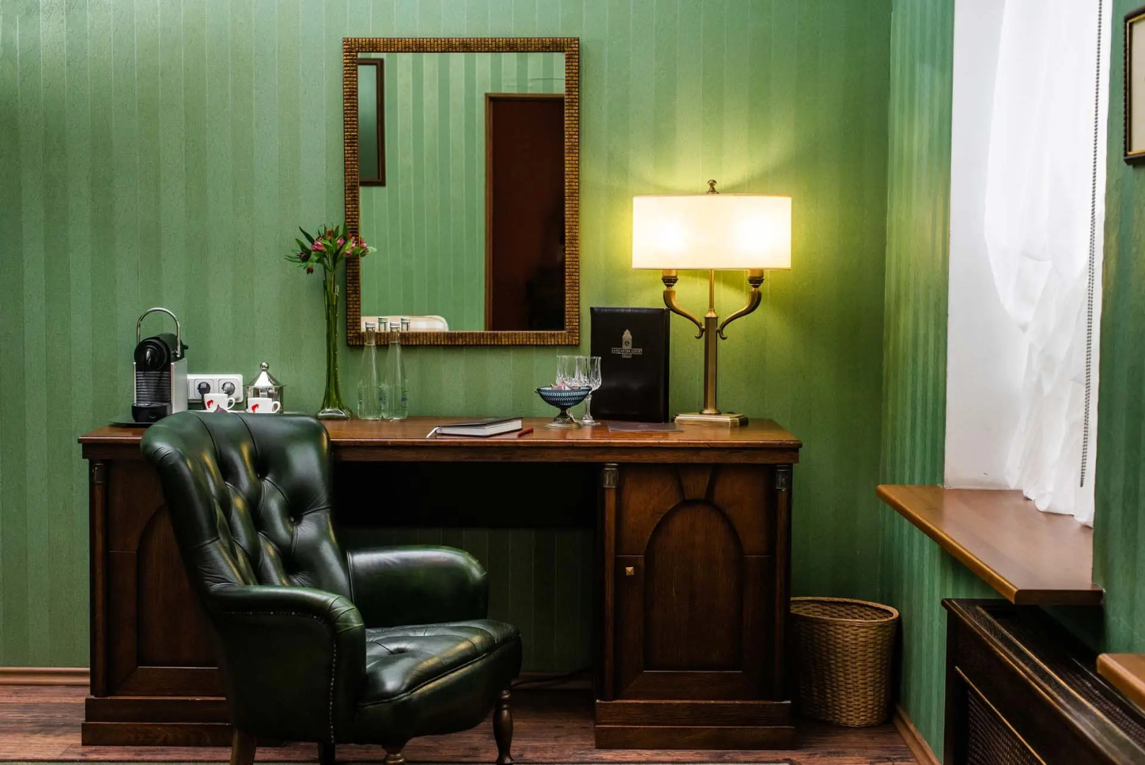 Отель Ланкастер Корт