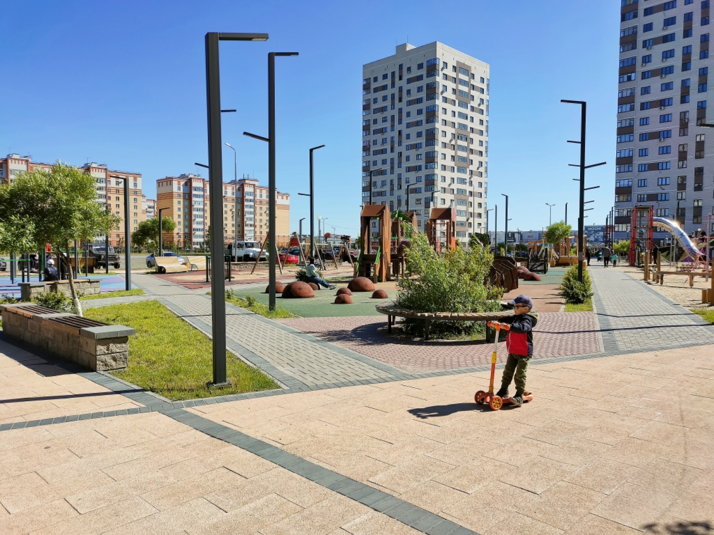 Квартира у ТЦ Кристалл Менделеева 2