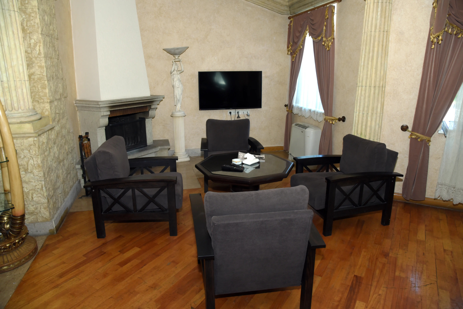 Armenian Village Park Hotel