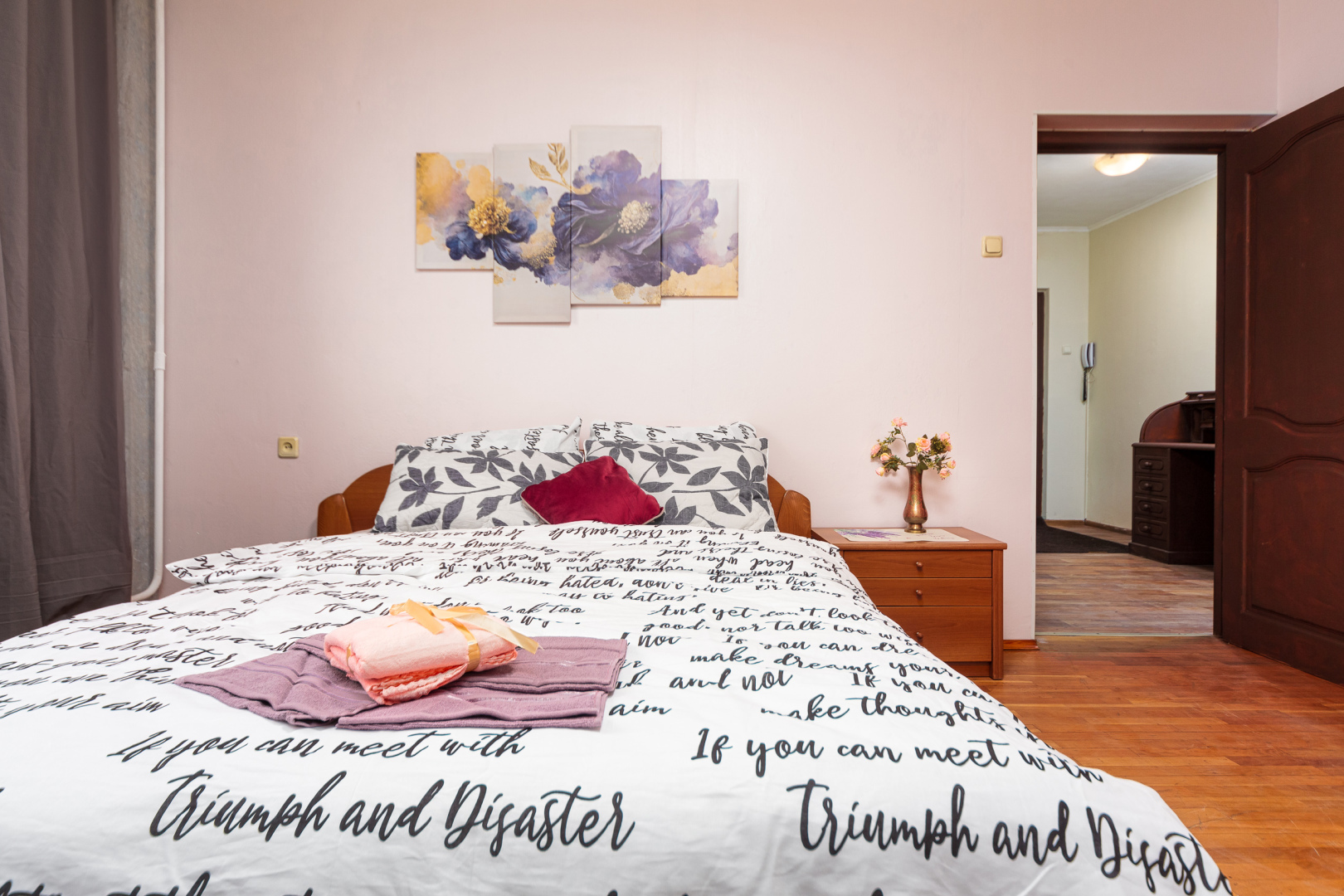 Апартаменты Семейная Квартира на 6 человек м.Домодедовская