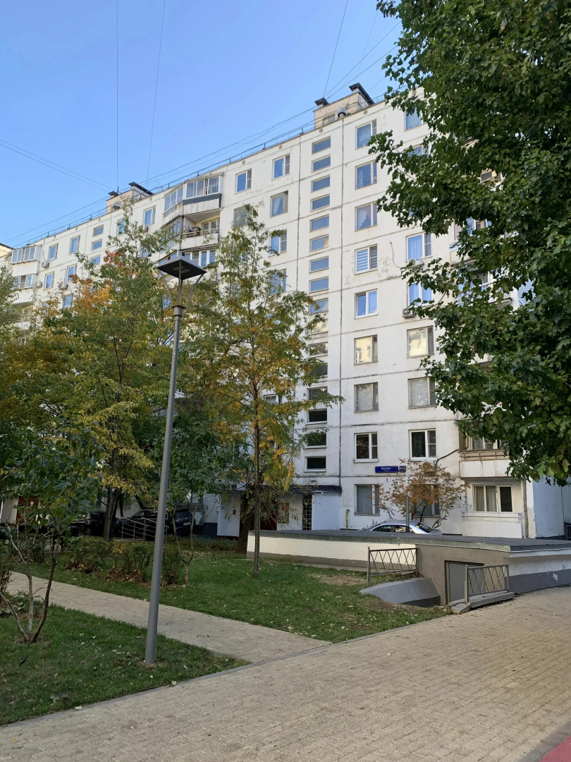 Квартира на улице 1812 Года