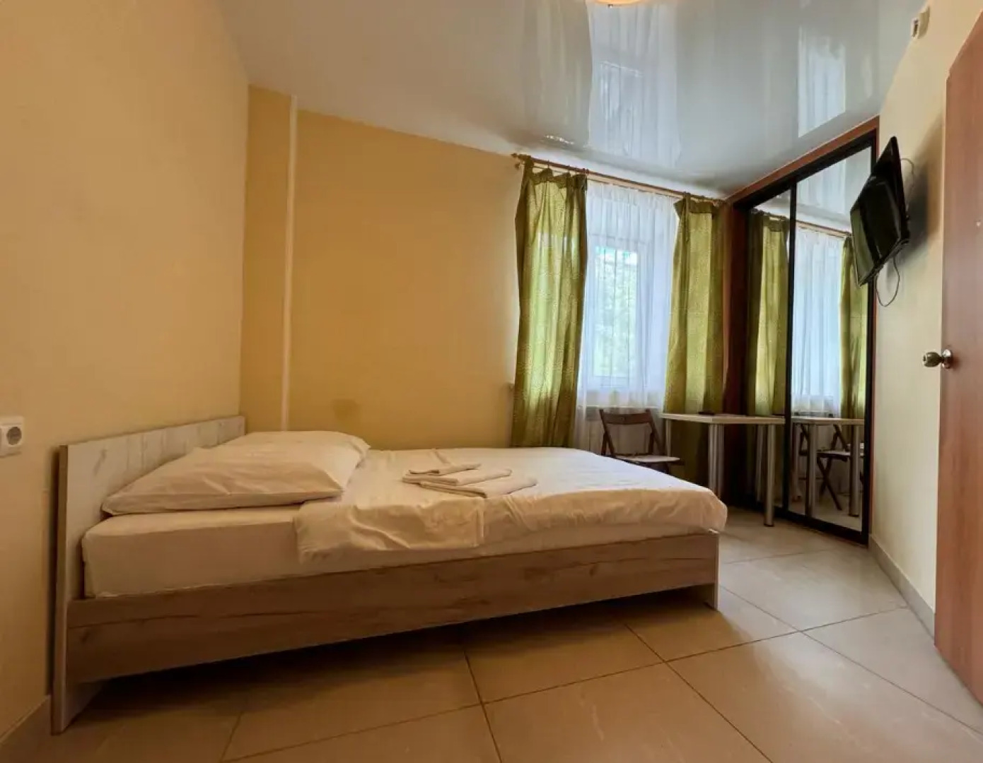 Отель Атмосфера