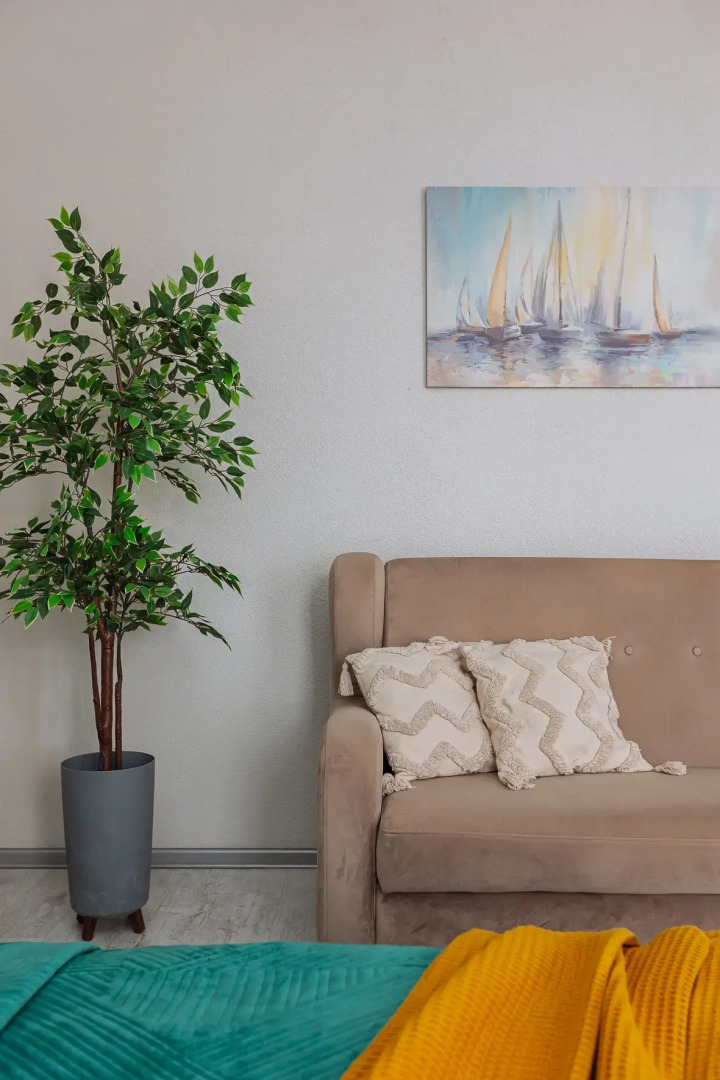 Квартира Душевная, уютная в парке на берегу озера