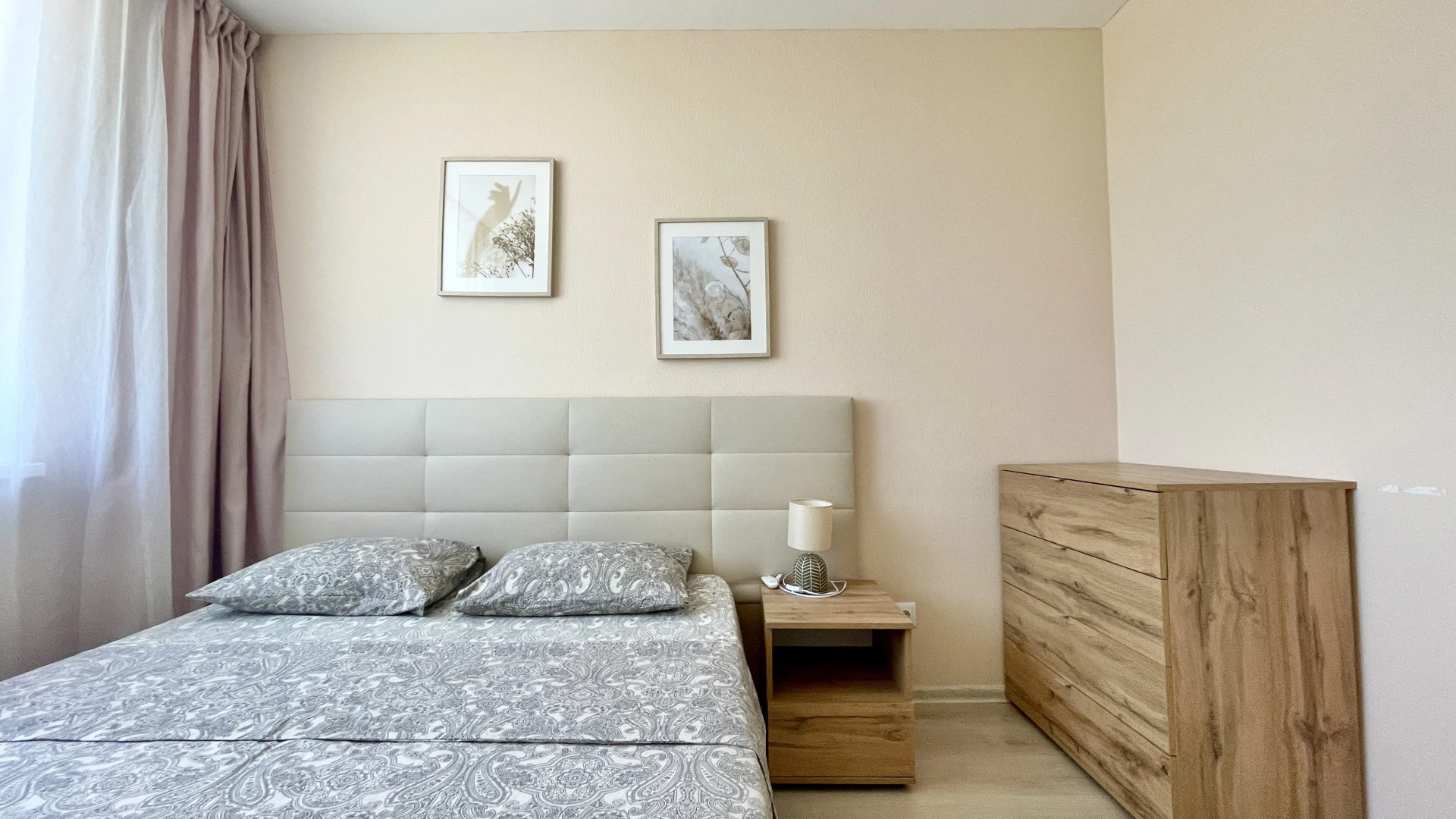 Апартаменты Chicago Aparts на Чемпионов 1 мкр. Солнечный