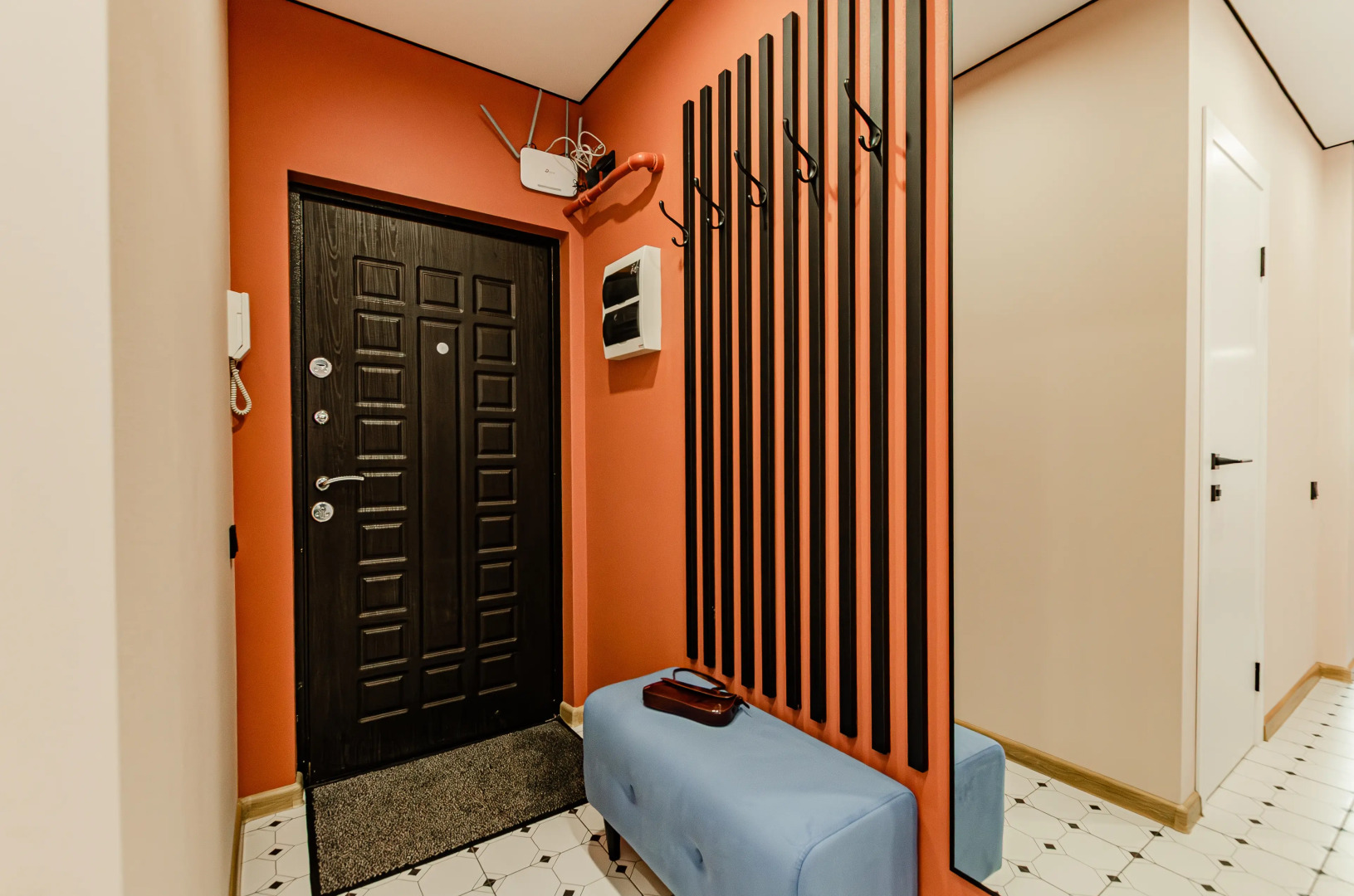 Квартира 2 ком с дизайнерским ремонтом в центре