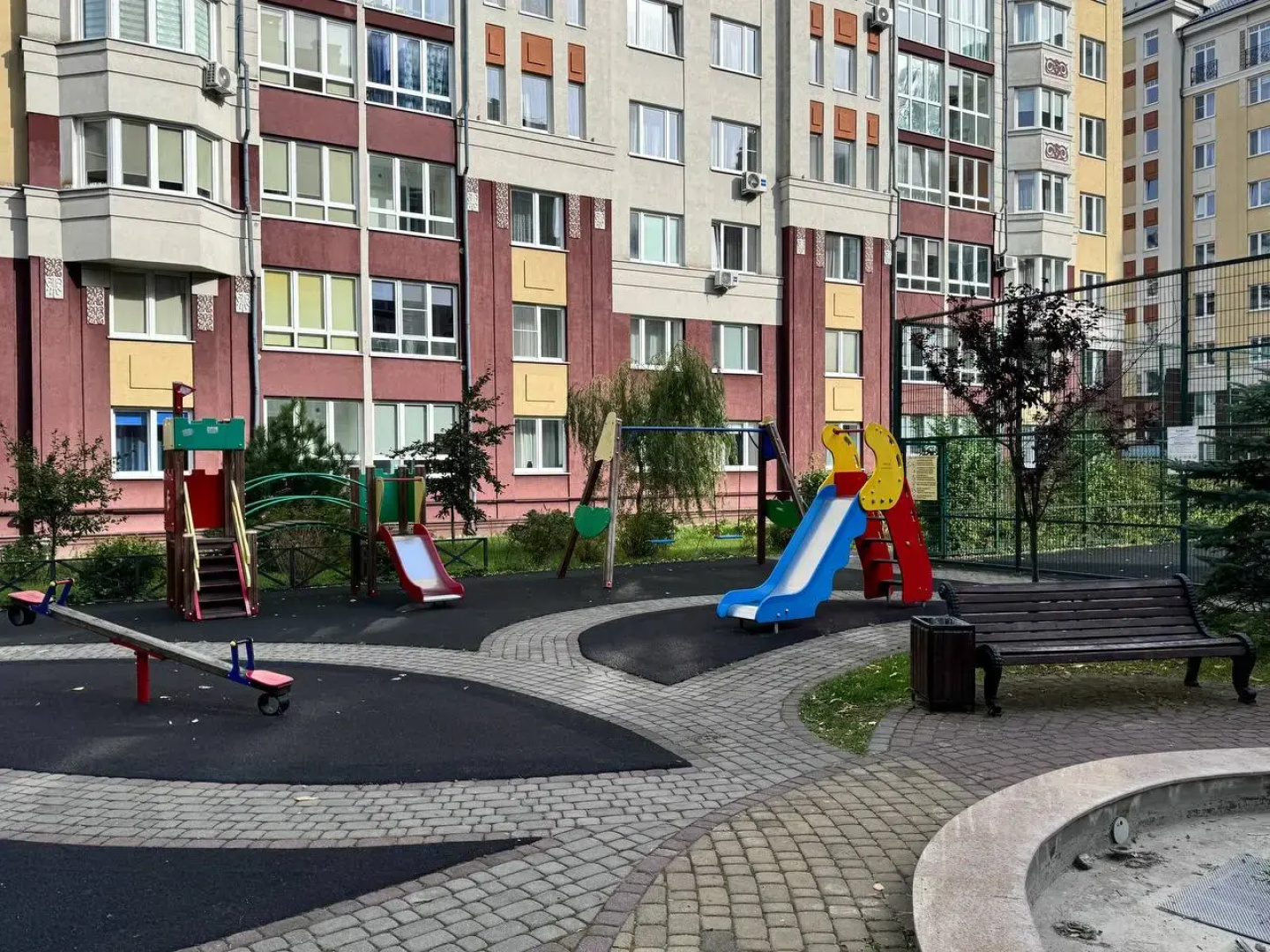 Апартаменты 39квартир с детской кроваткой
