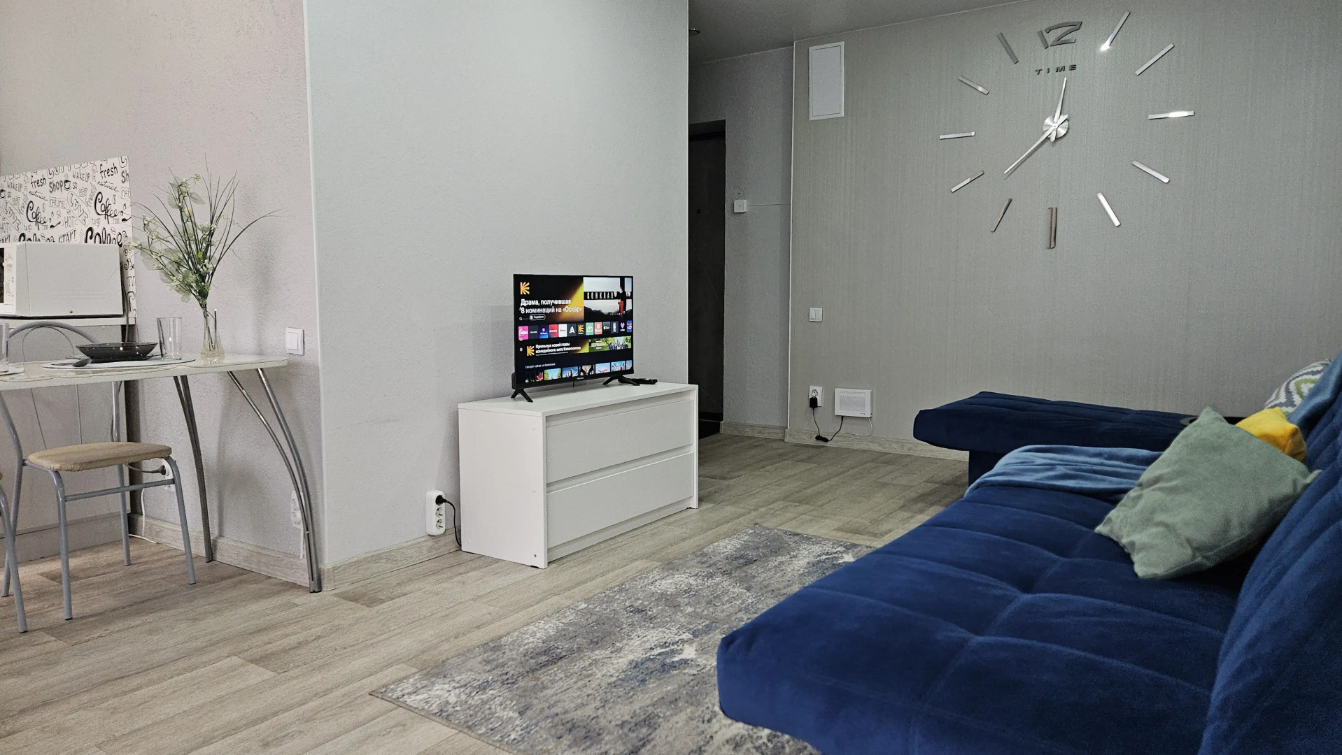 Квартира Двухкомнатная квартира-студия