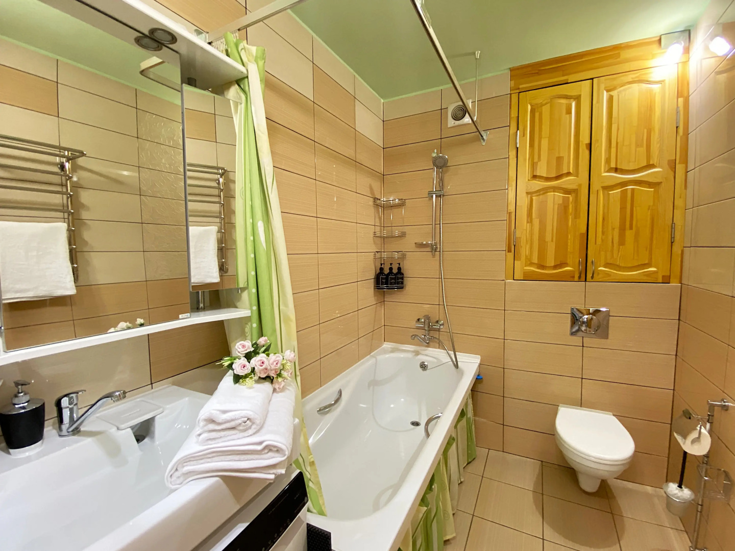 Квартира с Двумя Изолированными Спальнями в Центре Города на 6 гостей