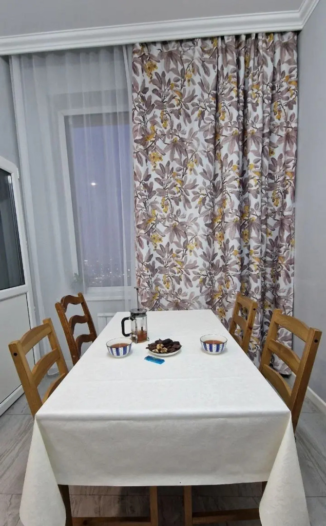 Апартаменты Личный комфорт в престижном районе: 2 полноценные спальни, 2 ванные комнаты