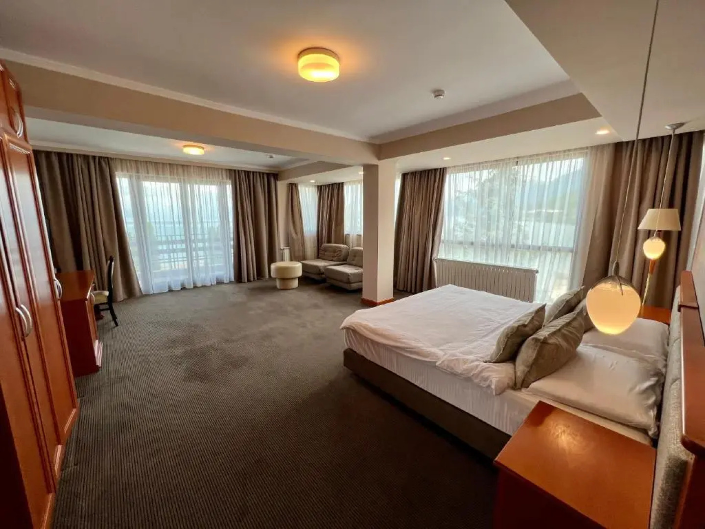 Отель Millennium