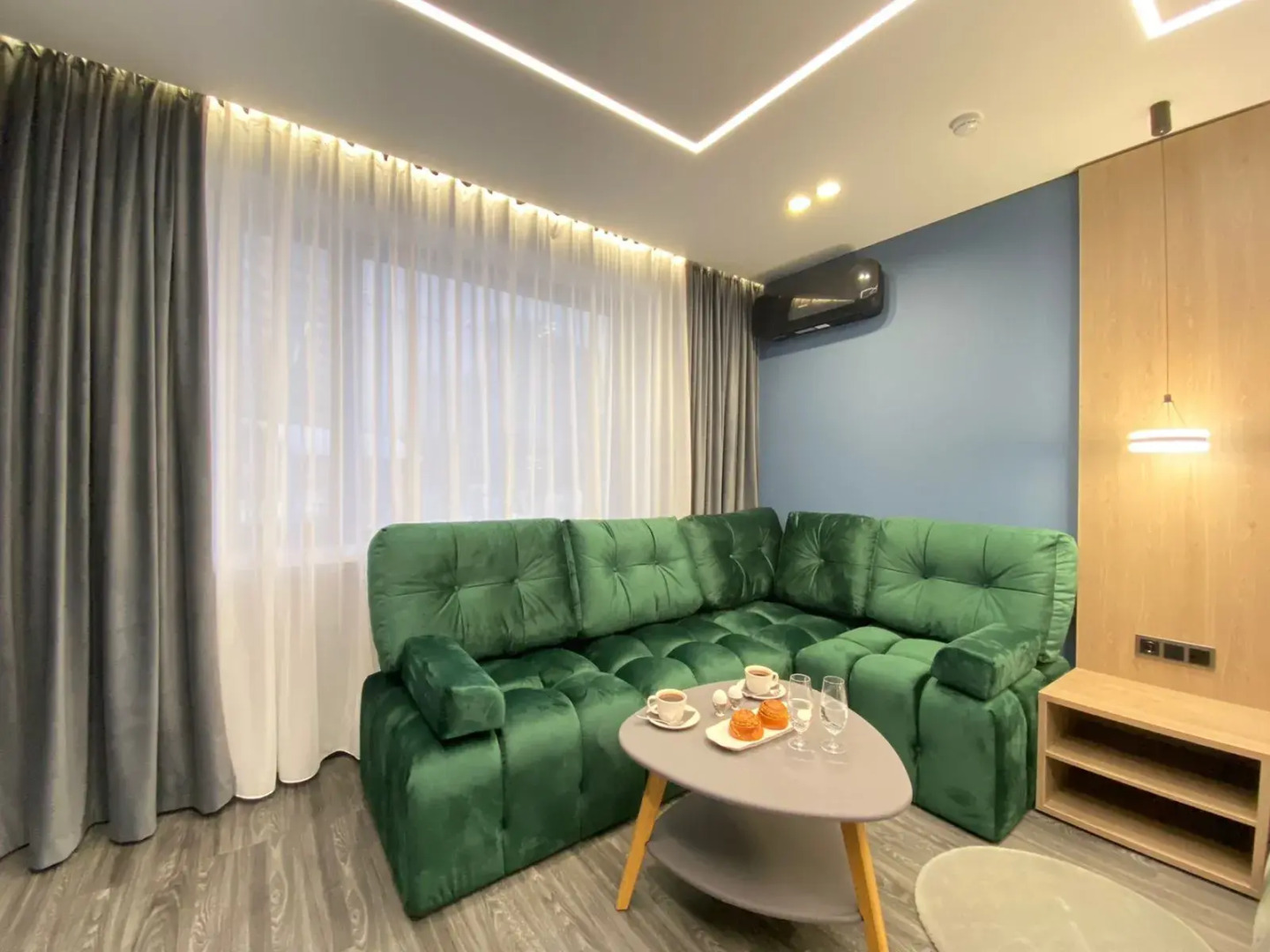 Отель Royal Status