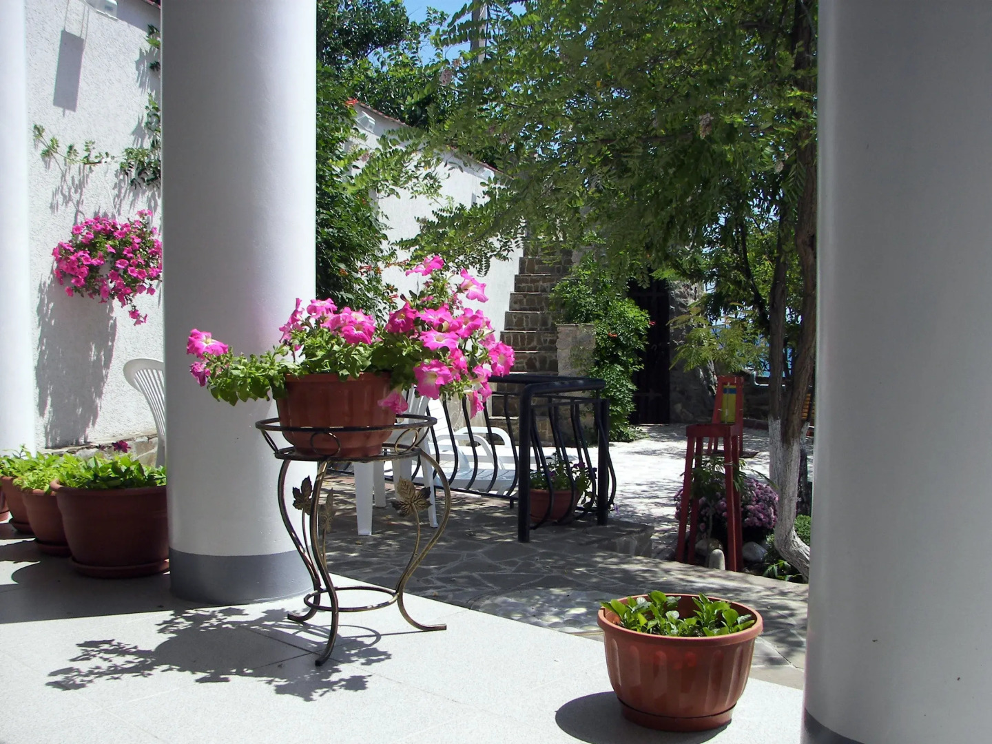 Приморский Дворик