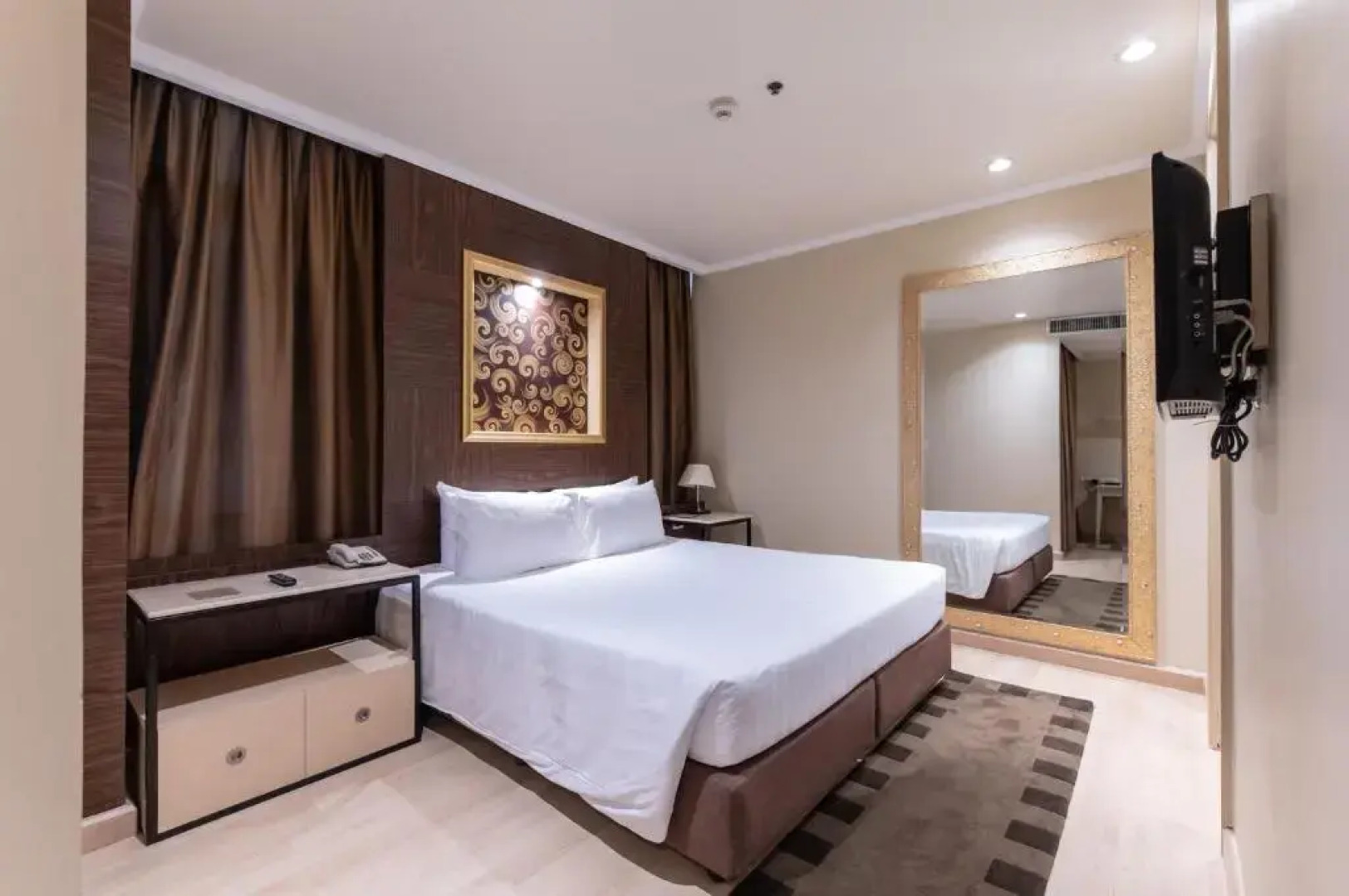 Отель Admiral Premier Bangkok