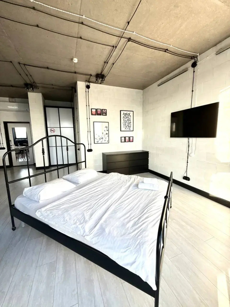 Апартаменты 1503 Верхнеторговая площадь 4