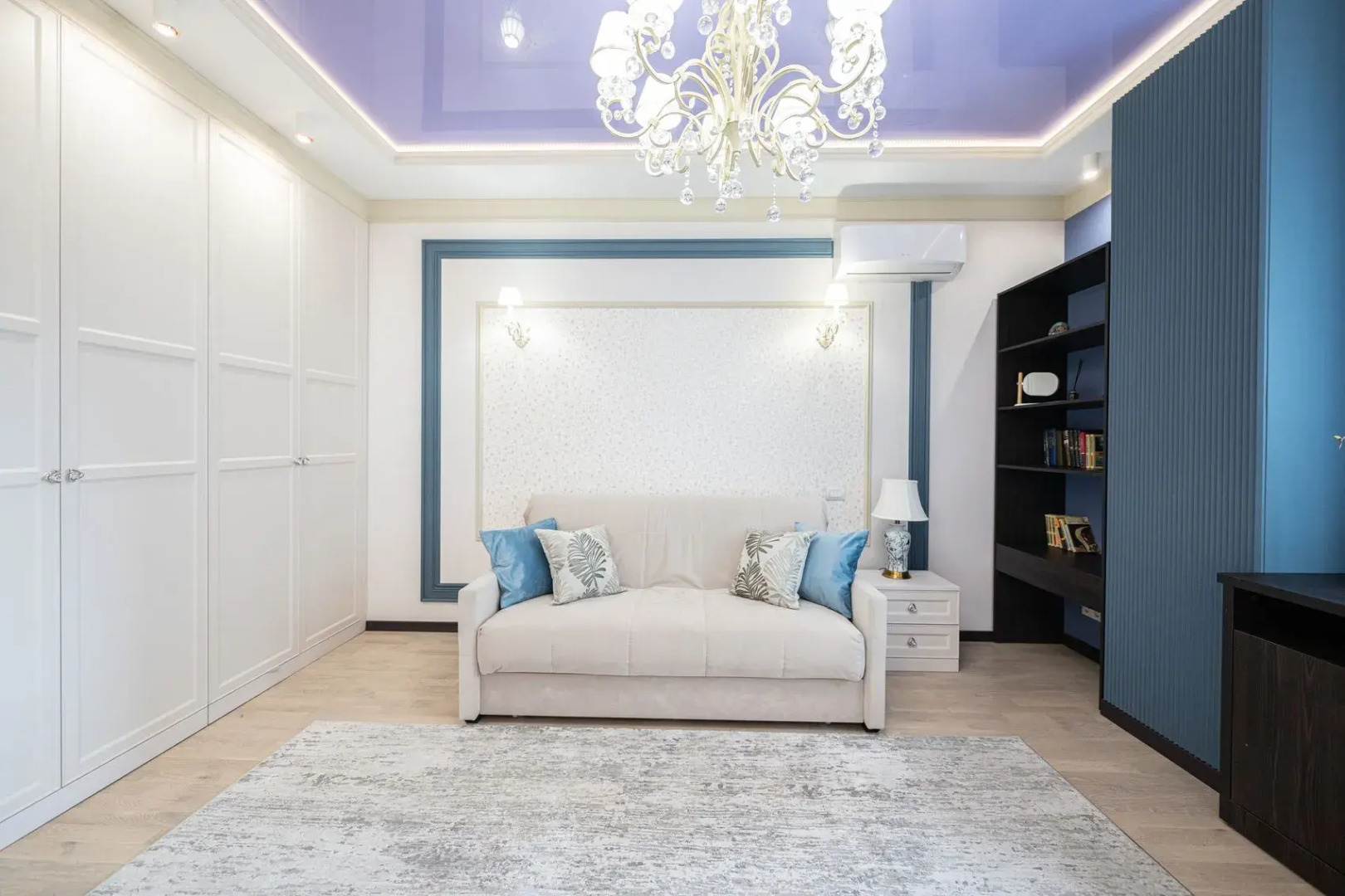 Апартаменты Пять Звёзд Большая с Кондиционерами и камином