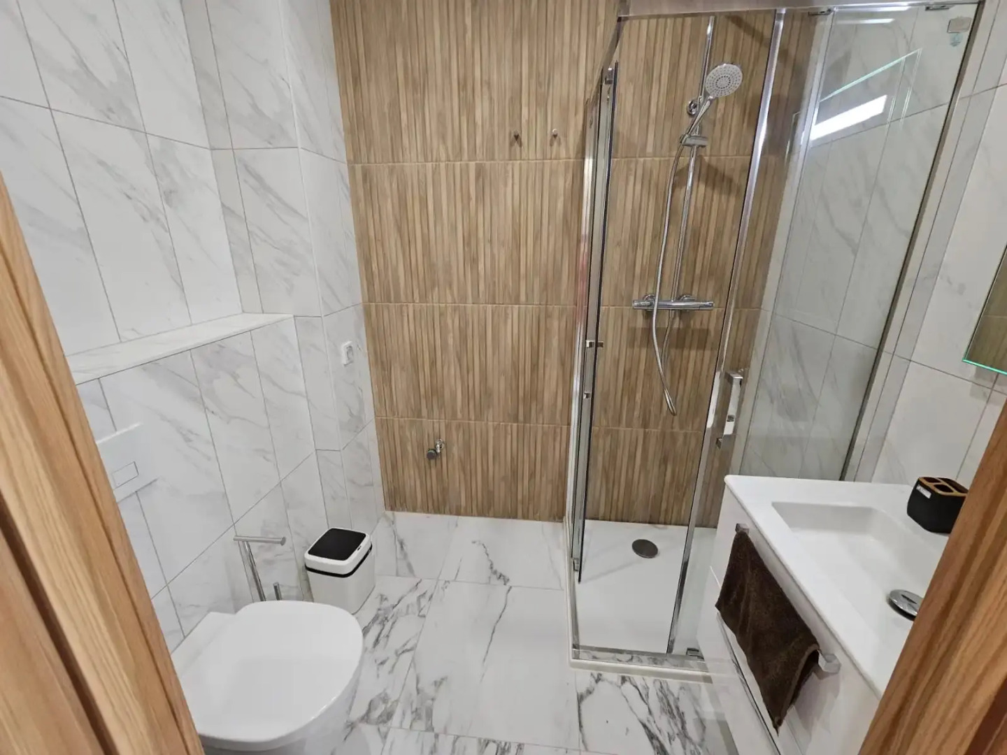 Апартаменты студия 405