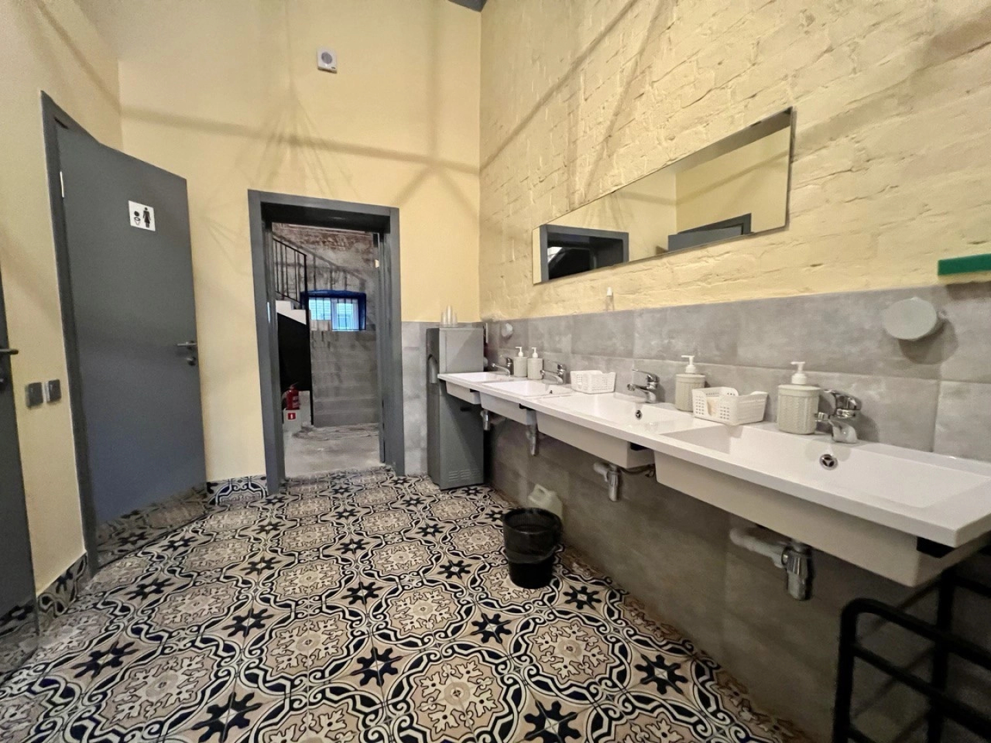 Хостел Крыша Roof hostel Крыша