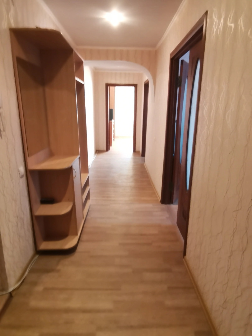 Апартаменты Трехкомнатные Sutki Vip на Ватутина 6