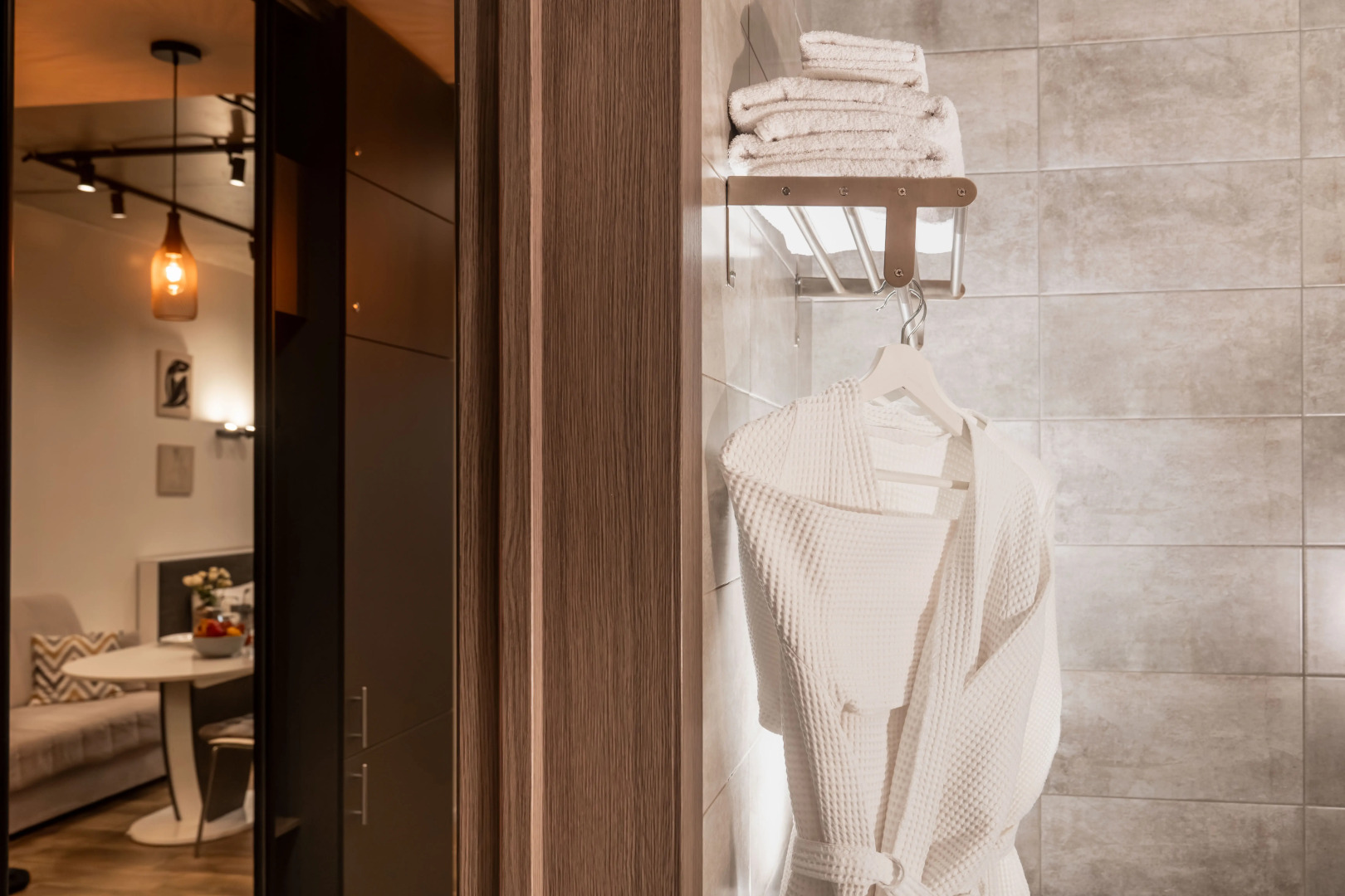 Апартаменты SKY INN Color Grey