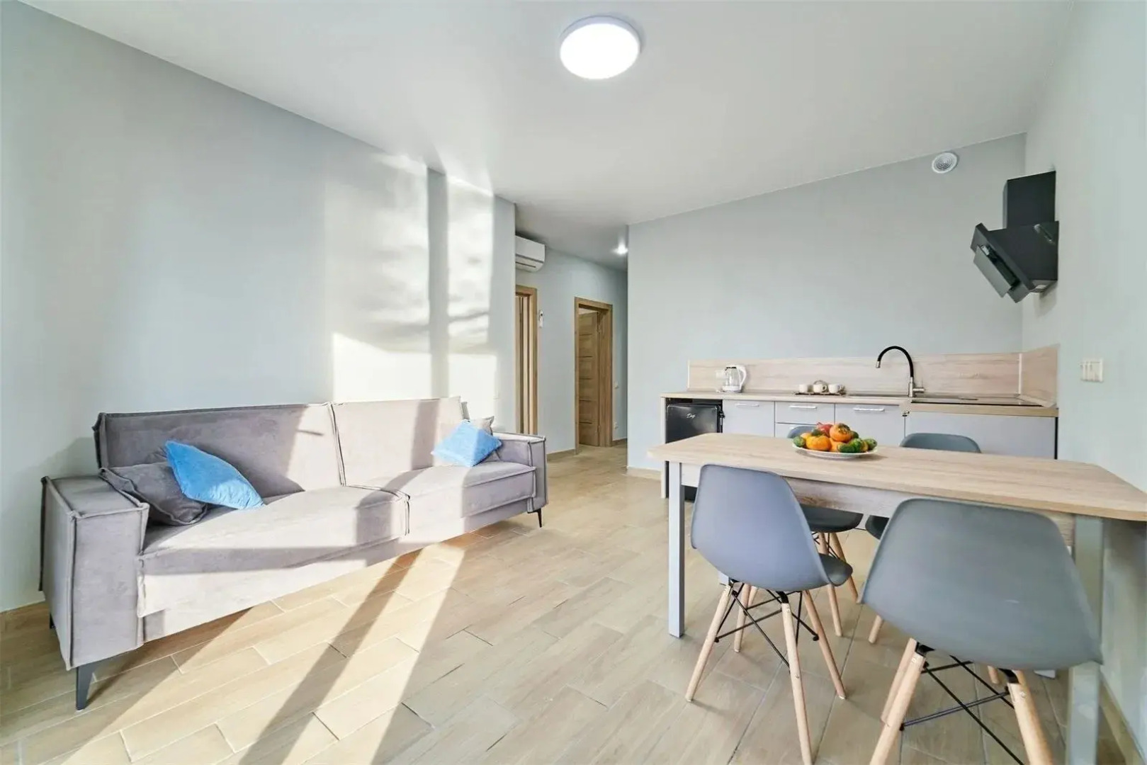 Апартаменты Вилла на Орбитовской 4