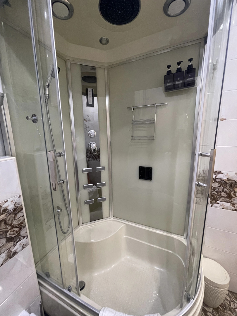 Квартира с 3 спальнями на Парнасе