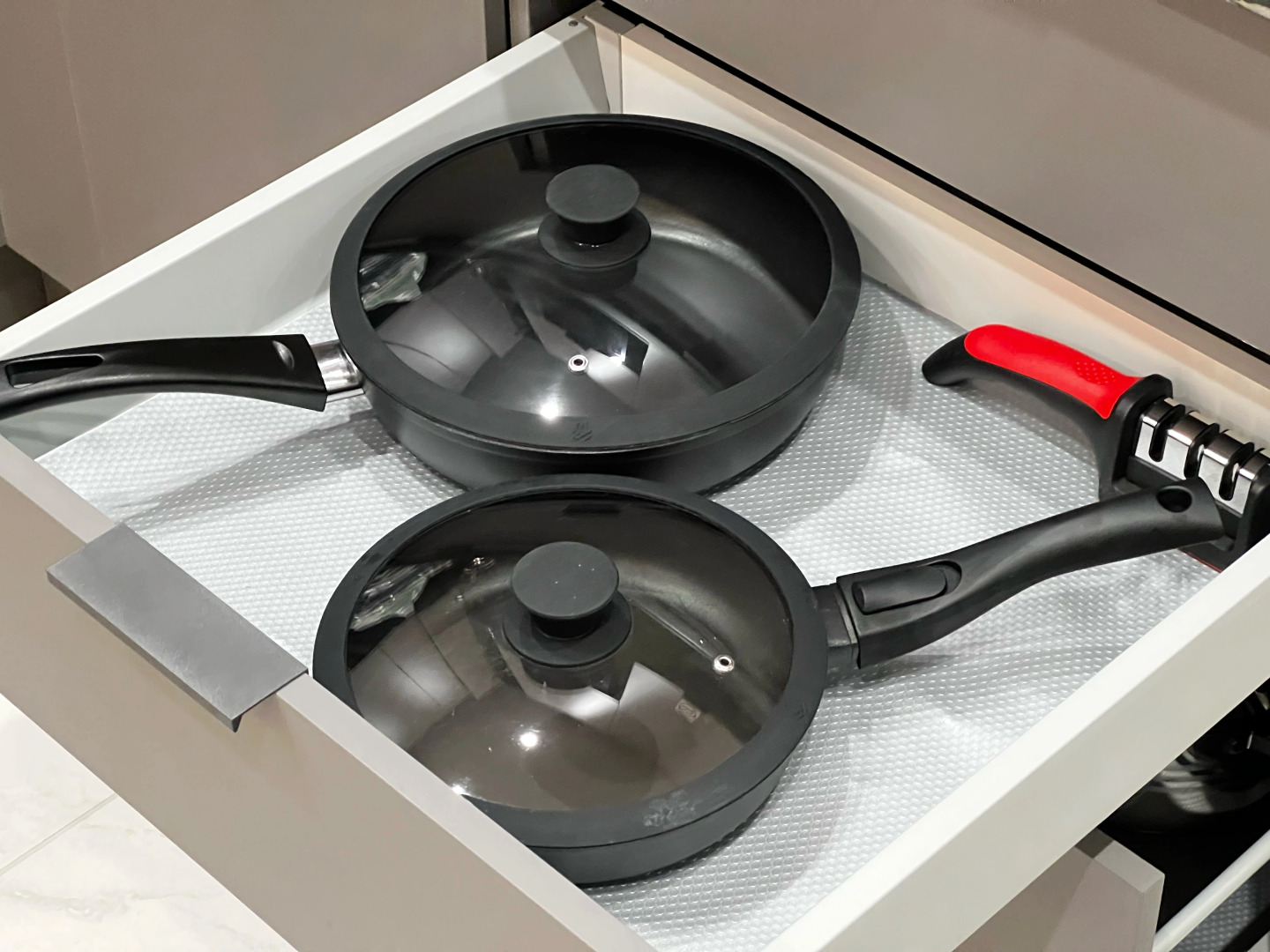 Апартаменты Granada Новая Cтудия в центральной части города на Набережной Обводного канала