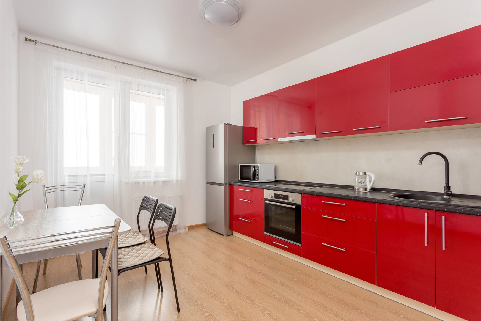 Апартаменты Возле Парка Солнечный Остров