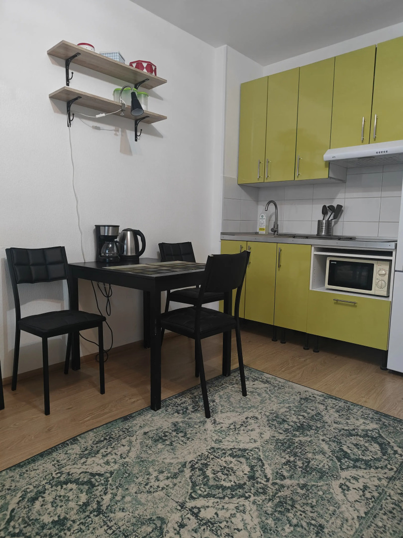 Студия Green метро Ладожская