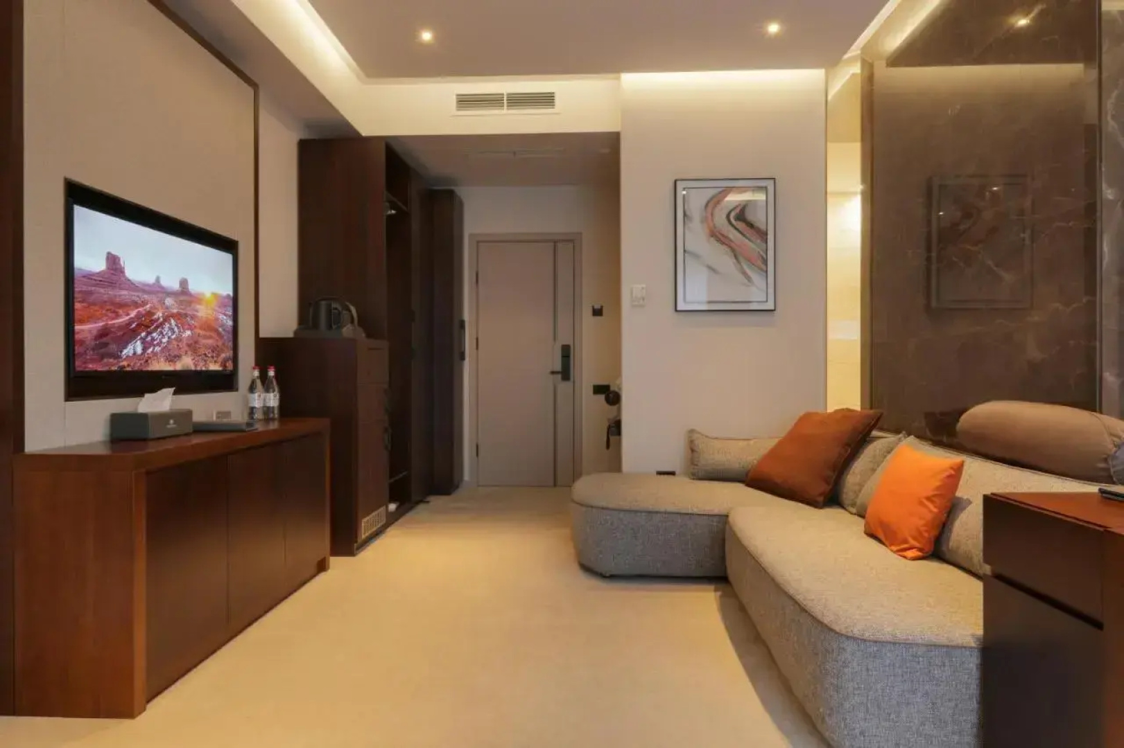 Mounthree Resort Hotel