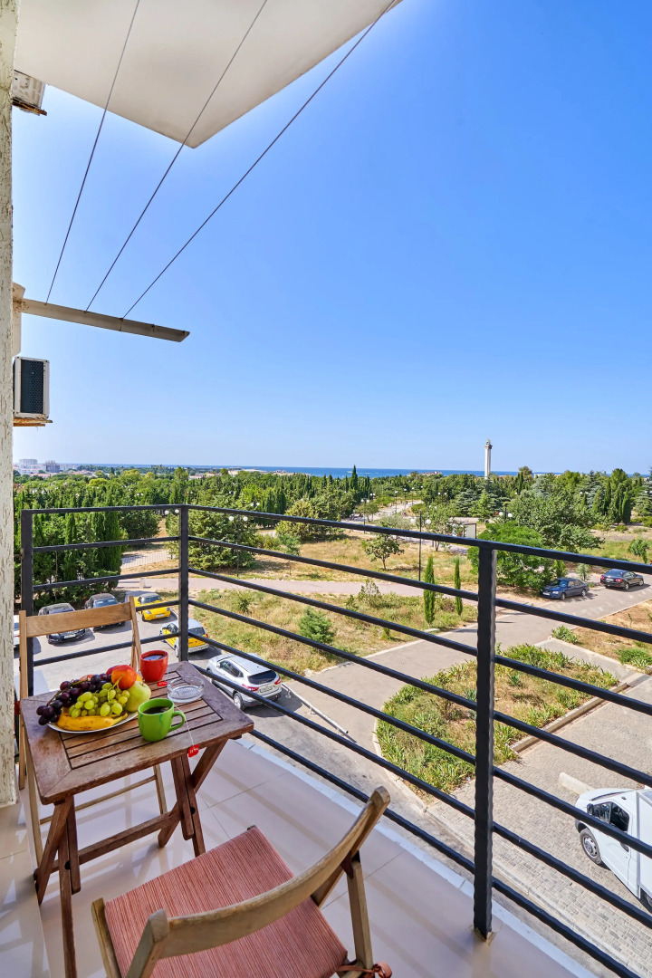 Апартаменты с видом на море в Парке Победы