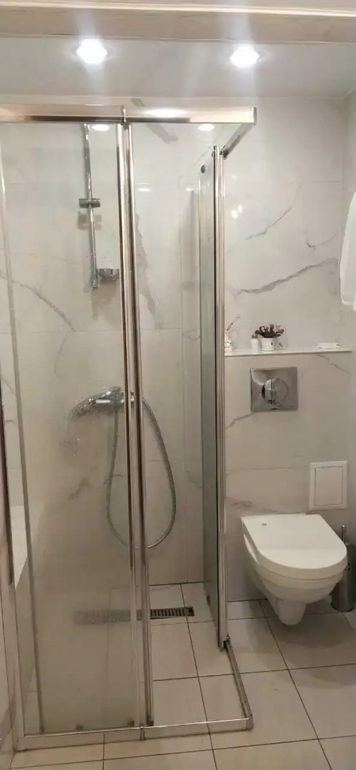 Частный дом с баней на территории