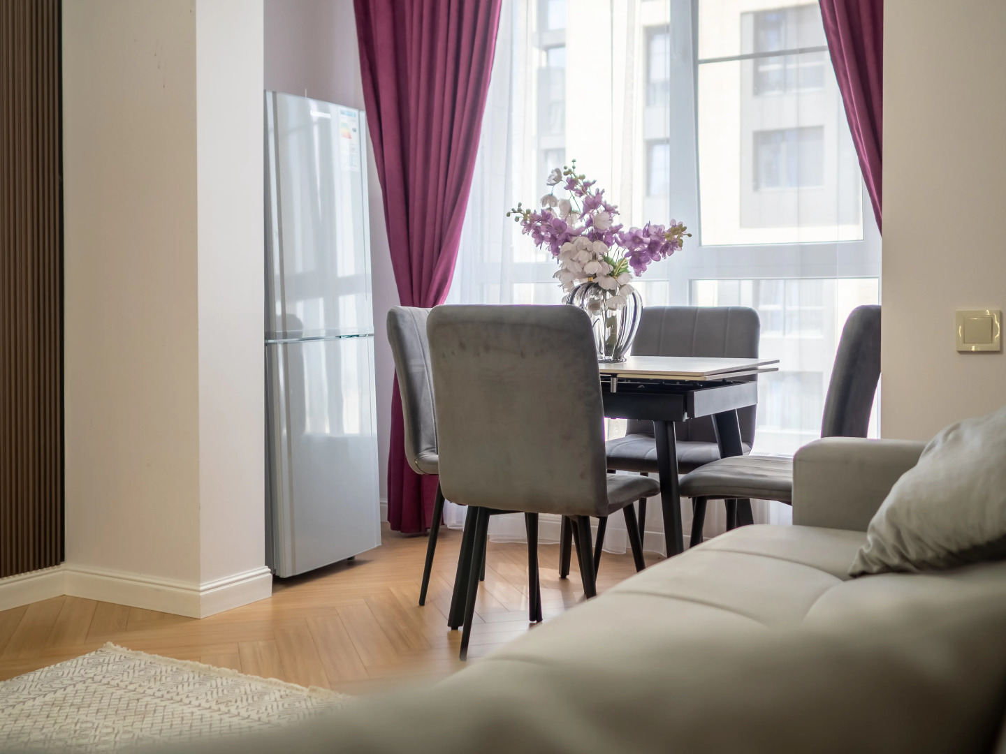 Квартира двухкомнатная в районе Меги 73