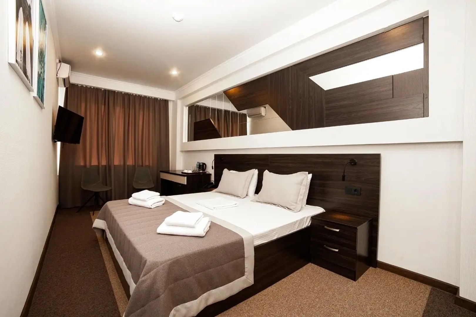 Отель Меридиан