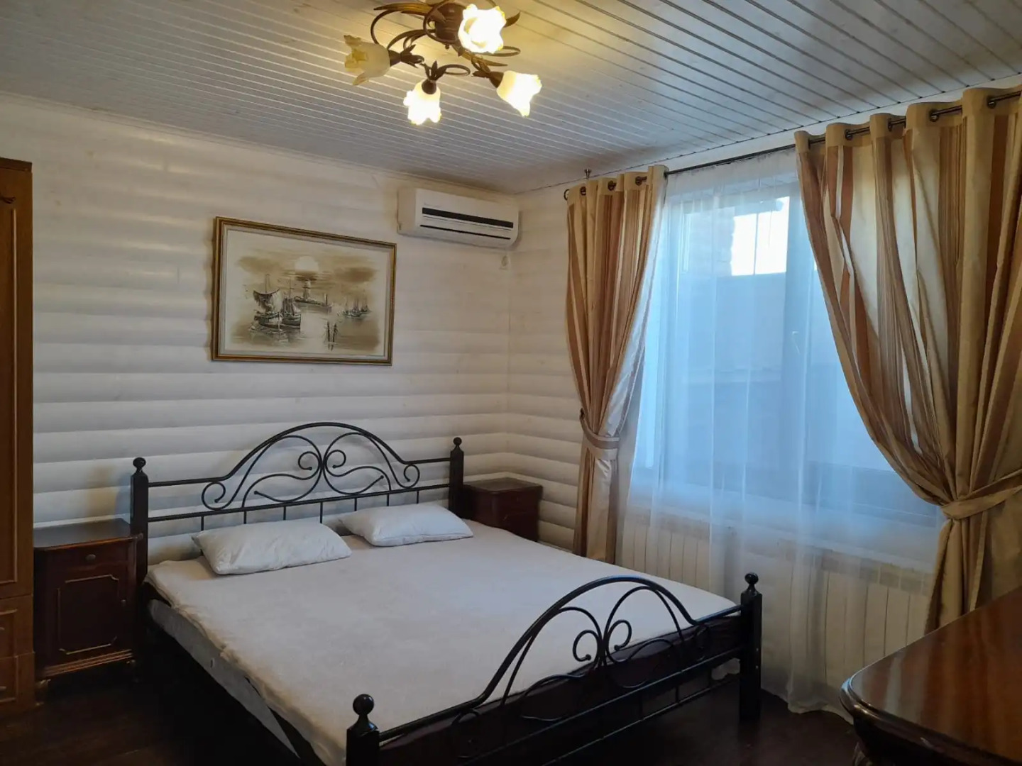 Частный Дом на Берегу Моря с Бассейном